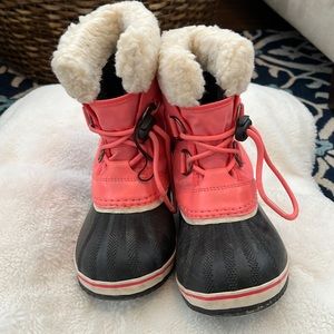 Girls Sorel Boots with Shearling